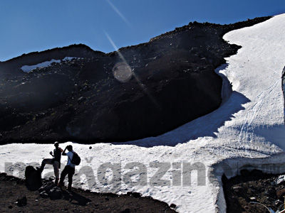 攀登活火山 维阿利亚的诱惑(组图)