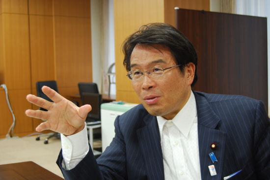 对话日本食品大臣:行政机构应支持消费者维权