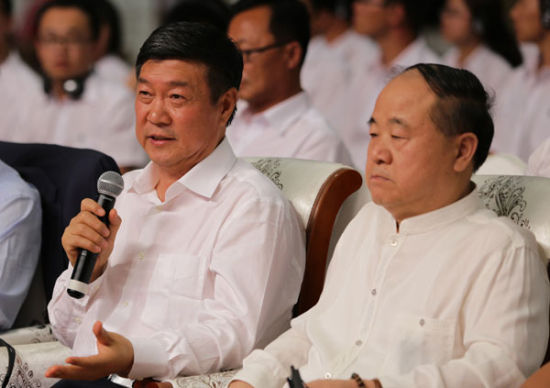 莫言与王文彪对话