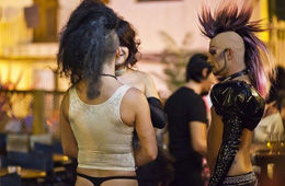 ������ͬ����ҹ����