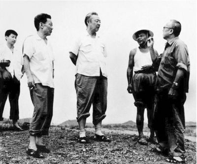 ϰ��ѫ������Ů��Ӱ�Ⱦ���(��ͼ)