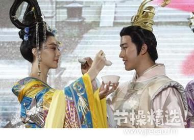 节操精选:疑范爷男友曝光