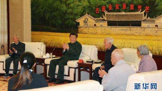 全军政治工作会议10月30号在福建省上杭县古田镇召开，10月31日，习近平接见老红军、军烈属和“五老”同志代表
