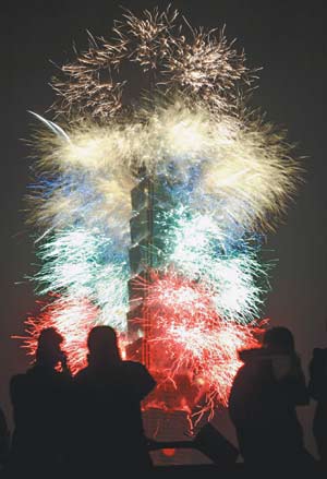 台北城迎新年 地铁破160万人 垃圾达11.62吨(图