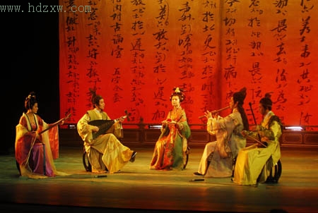 泉州南音艺苑昨开门