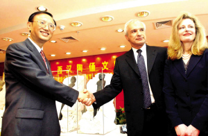 电表厂走出的外交部长