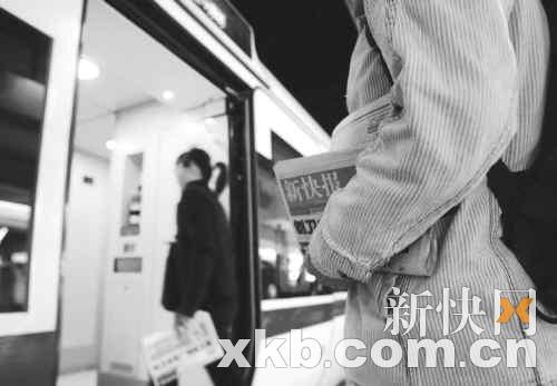 《新快报》走进广深广九直通车