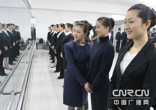 国航集中三个月培训奥运空乘