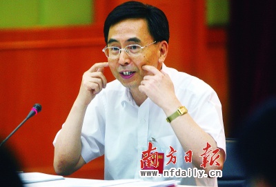 抓住两个嘴角的钱最关键