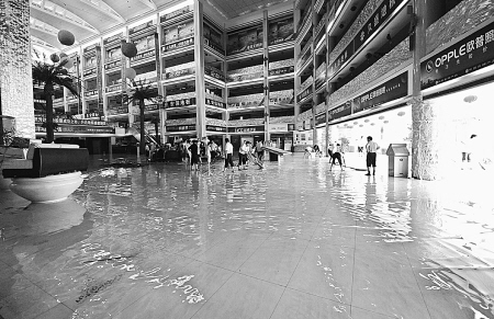 台风“凤凰”消失前发淫威_新闻中心_新浪网