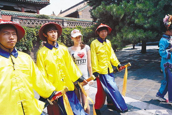 故宫多了6名“带刀侍卫”_新闻中心_新浪网