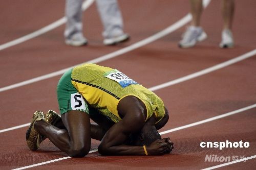 牙买加盛产飞人之谜:成功在于努力训练在于重复_新闻中心_新浪网