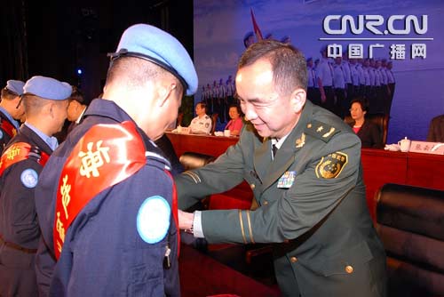 公安部为第6支赴海地维和警察记一等功