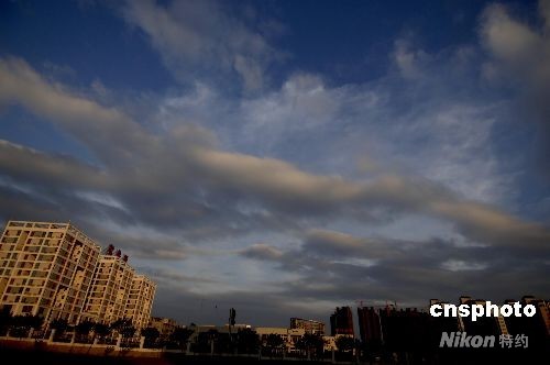 �������˴�ǿ̨�硰Ǿޱ��������Ӱ�츣��