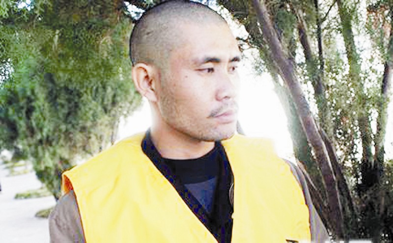 追踪 警方:其子构成侮辱尸体罪