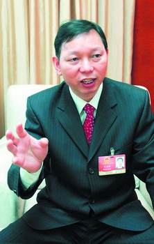 黄志明代表:将上市公司不分红利行为定性为侵权