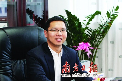 覃春