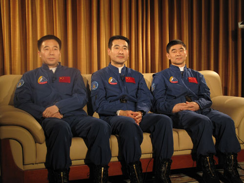 神舟七号航天员团队获2008影响世界华人大奖