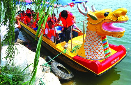 感受河水落差刺激 尽享湖中无边风月 大汶河漂