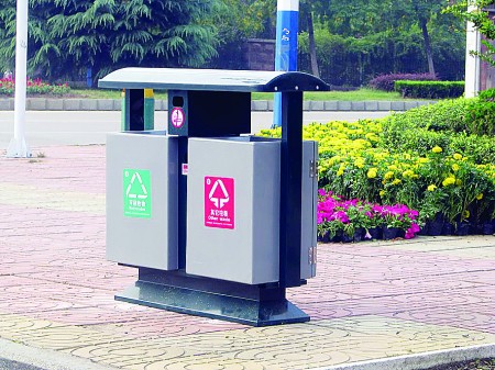 1100个果皮箱将换新装