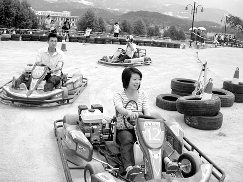 卡丁车游乐在厦卷土重来