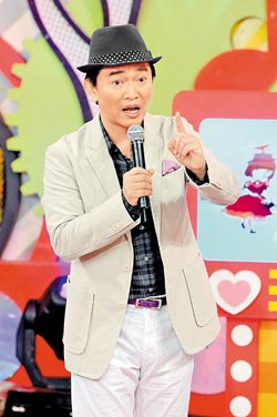 贫困家庭年收入_国内主持人年收入