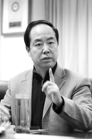 收入证明范本_支出收入表格_新重钢的职工收入高吗