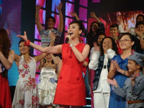陈思思台湾个人演唱会 于央视四套全球播出 陈