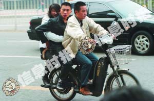 超重违规,执法要带秤?