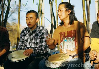 翠湖边的手鼓秀