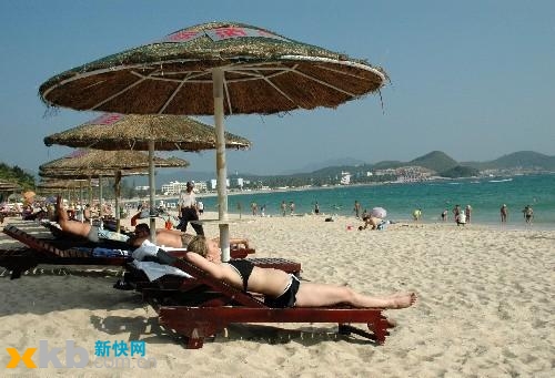 海南国际旅游岛建设获批 拟推游客购物免税