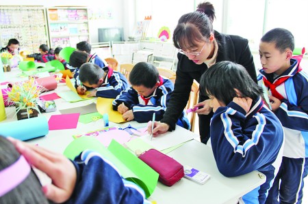 外来务工人员子女很少参加校外班,家长们说: 