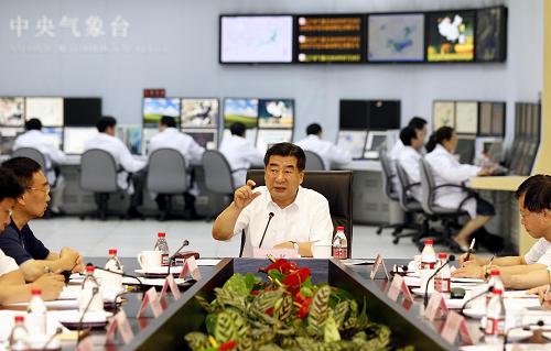 回良玉：抓好防汛抗旱救灾夺取粮食和农业丰收