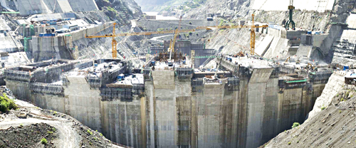 溪洛渡大坝已浇筑混凝土100万立方米