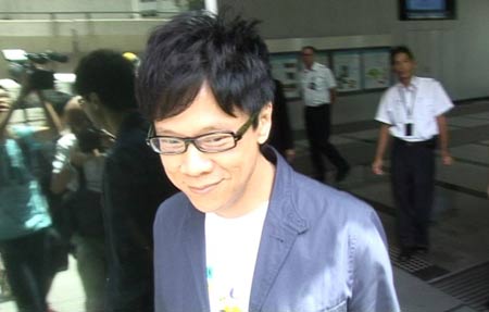 陈志云等三人返回香港廉署报到获准继续保释候查