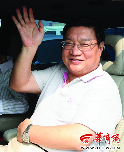 曹仁超:最爱谈赚钱(图)