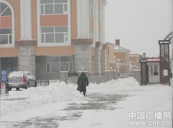 黑龙江省气象台继续发布中到大雪预报