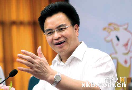  万庆良 :广州十年一大变的目标已全面实现_新闻