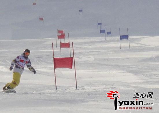 新疆大众滑雪系列赛开幕50余名滑雪爱好者参赛
