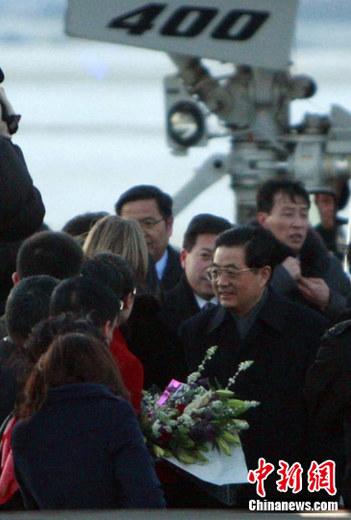  �й�������ϯ�����ν������������׶���ʢ�ٵķ��ʻ��20������ӻ�ʢ�ٳ�ר���ִ�֥�Ӹ磬������������Ϊ������Ĺ��·��ʡ���������� κ�� �� 