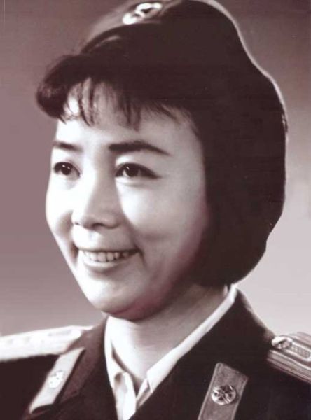 ���й���һ������˫ܰŮӰ�Ǿ���