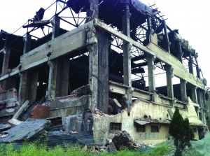 兴化一钢铁厂爆炸已造成两死四伤