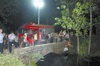 9���к�׹������