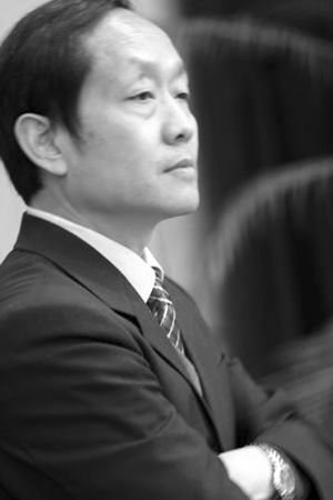 展江:公众人物要守住底线