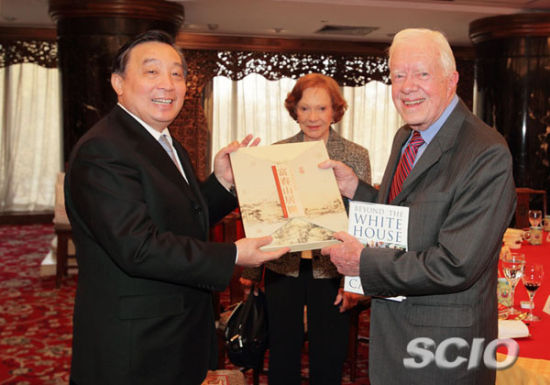 王晨会见美国前总统卡特（国新办 杨同贺摄影）