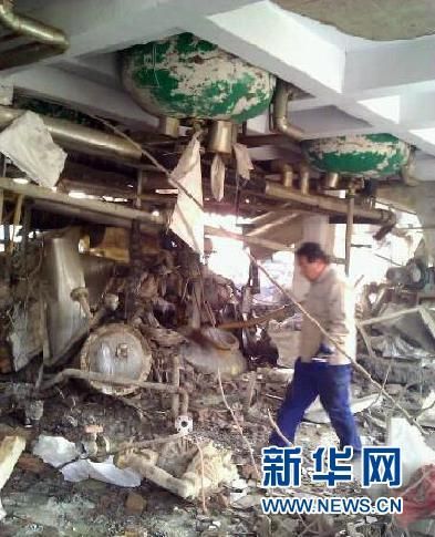 这是2月28日拍摄的河北赵县一化工厂爆炸事故现场。当日9时20分左右，河北省赵县生物产业园河北克尔化工有限公司1号车间发生爆炸。爆炸发生时，附近村庄有震感。新华社发