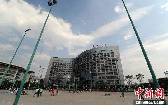 ũҵѧУڵũɲѧԺǪ;Ƶꡣ緢 ζ 