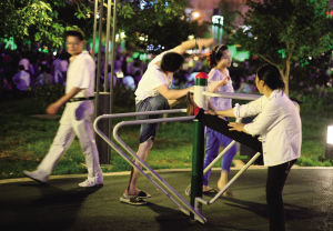 市民广场的仲夏夜