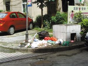 福景花园业主要求撤换物管
