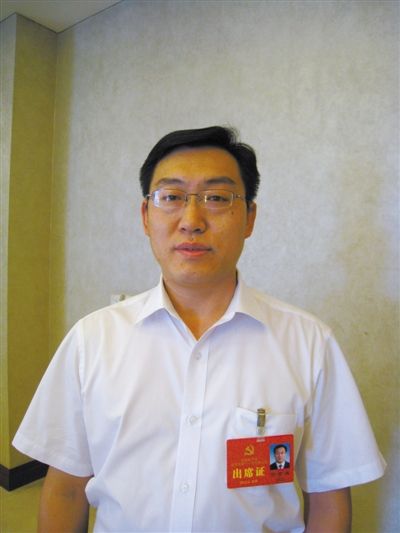 �����������ɣ����Ҵ��Ժ��ί�칫�����Σ��¾������� ��ʶ�� ��